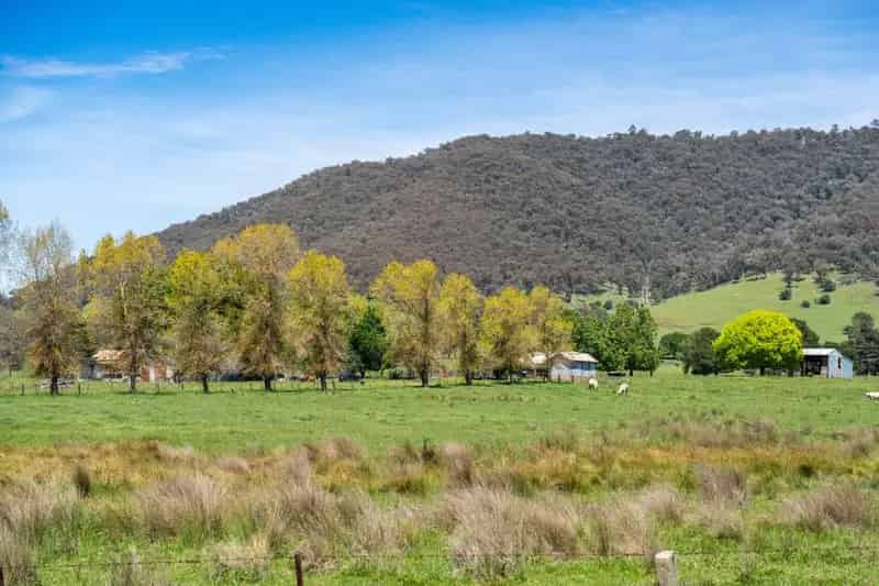 Rural property For Sale , Shire of Indigo, Victoria