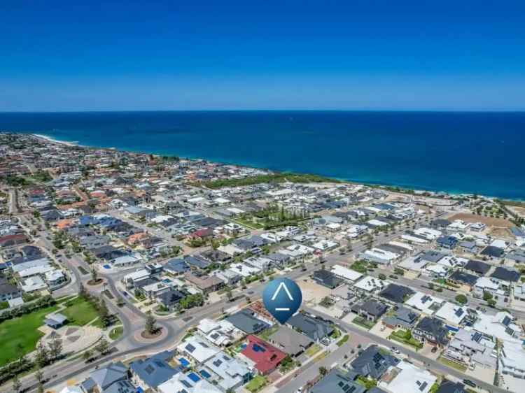 Beautiful Family Home in Jindalee Beachside Estate