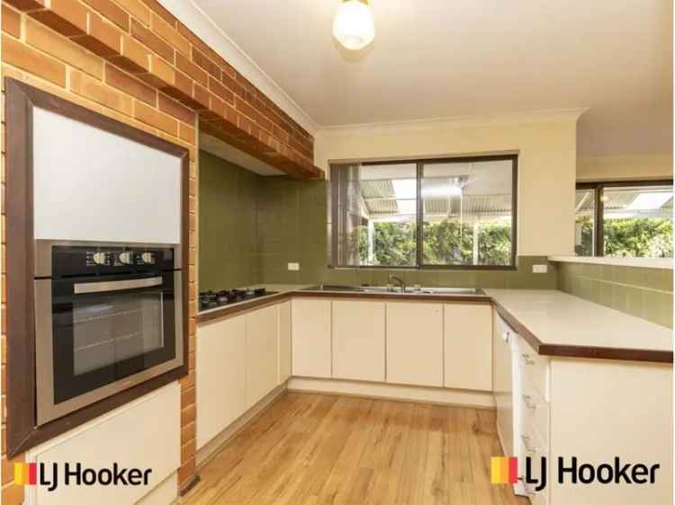 House For Rent in City of Melville, Western Australia