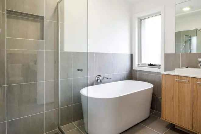 House For Sale , Albion Park, New South Wales