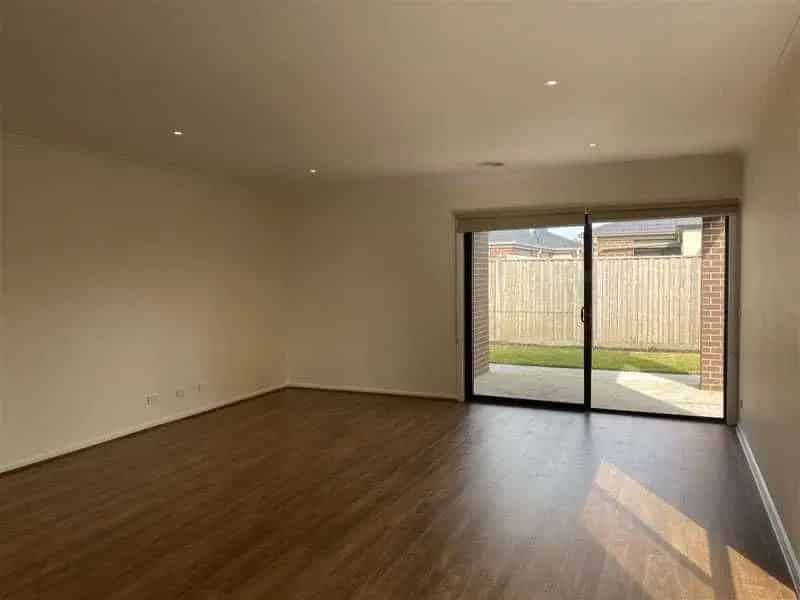 4 rooms house of 236 m² in Melbourne