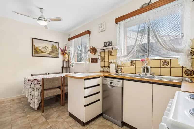 Endless Possibilities in a Prime Kidman Park Location