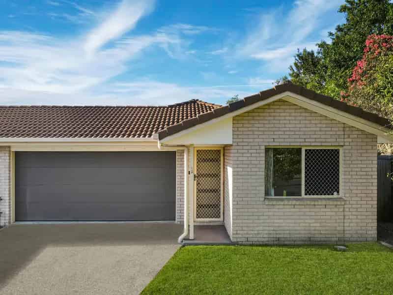 Spacious 4-Bedroom Lowset in Family-Friendly Neighborhood