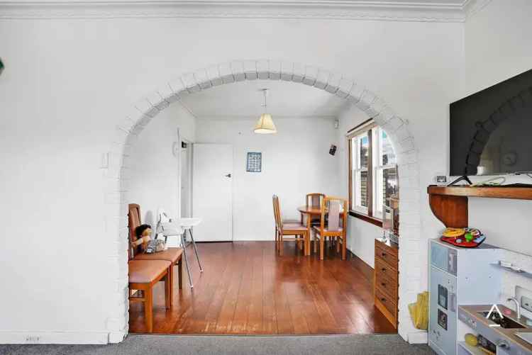 House For Lease - 9 Clark Street, Mowbray TAS 7248
