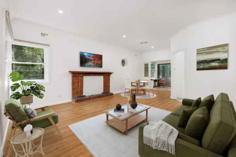 Elegant 4-Bedroom Lindfield Home For Lease - Renovated