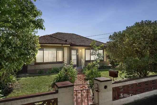 Altona Family Home Renovation Project 736sqm North Facing