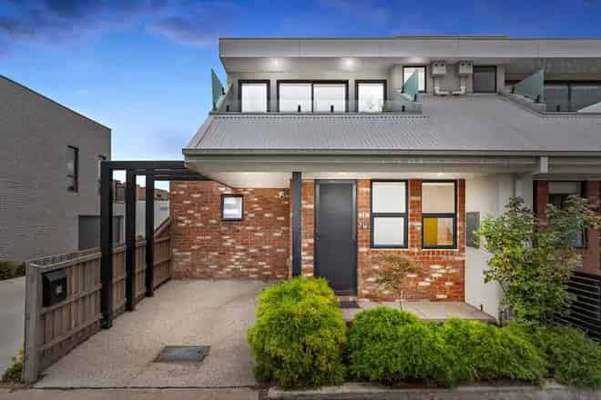 House For Sale , 2B, Banool Avenue, Melbourne, Victoria