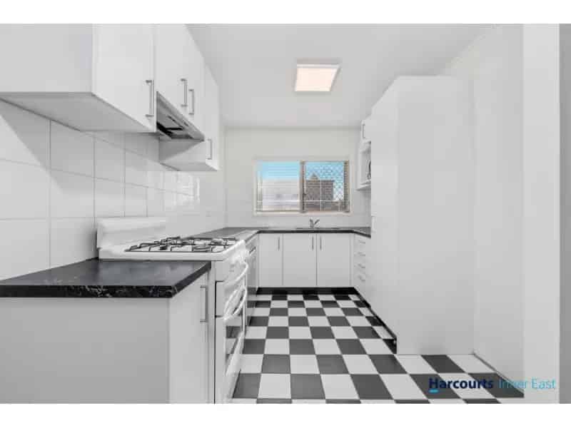 Renovated Convenience In The Heart Of Morningside