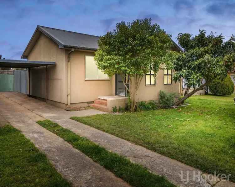 House For Rent in Queanbeyan, New South Wales