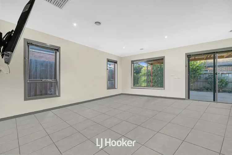 3 Bed 2 Bath Family Home Dandenong