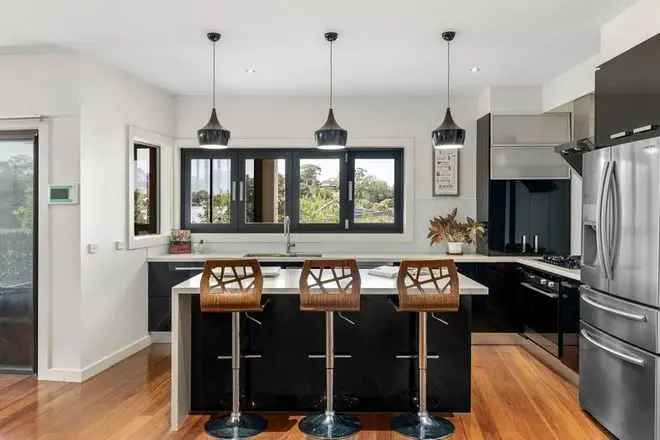 House For Sale in Melbourne, Victoria