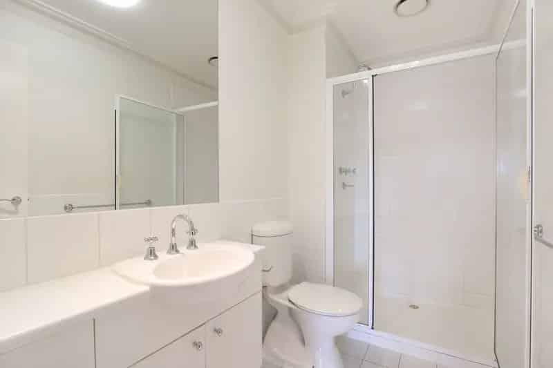 2 rooms house of 258 m² in Melbourne