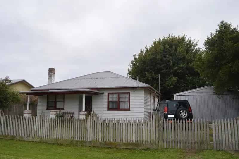 HOME IN YARRAM FOR UNDER $220,000 - BE QUICK TO CAPITALIZE