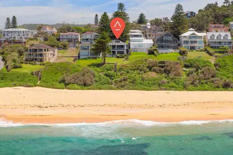 Luxury Beachfront Home Forresters Beach NSW