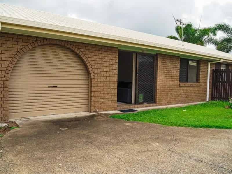 Modern Unit in Convenient Location of Mackay