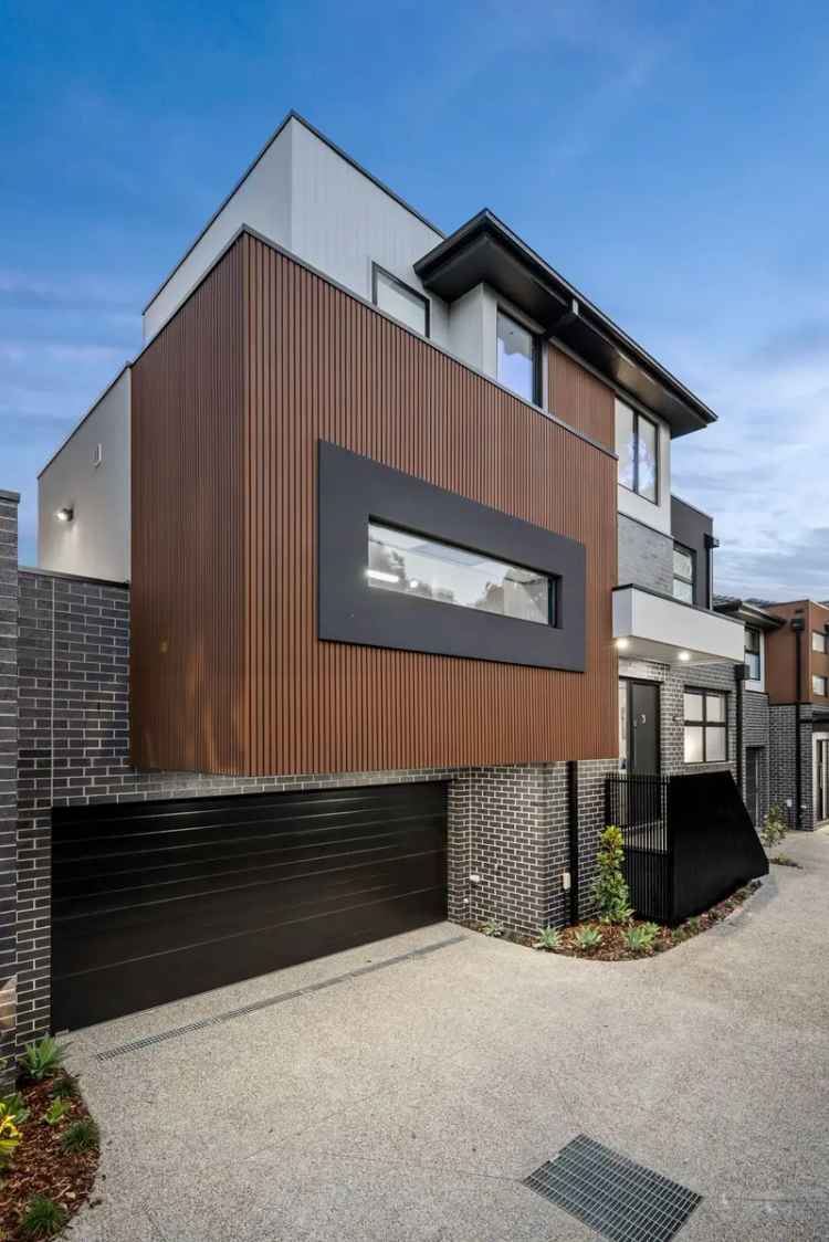 Elegant New Home, Camberwell's Finest Address