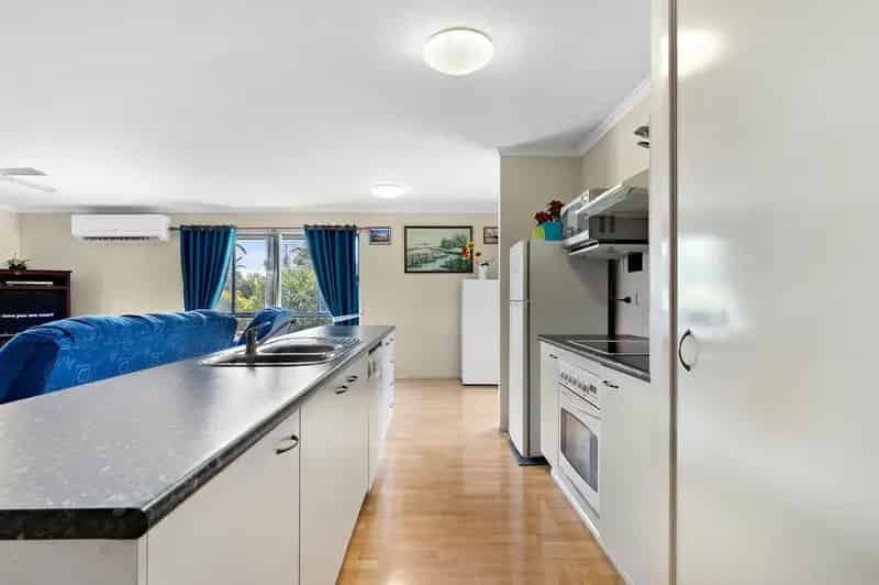 Space, Comfort, and Room to Play - Your 4-Bedroom Oasis on 3,001m²!