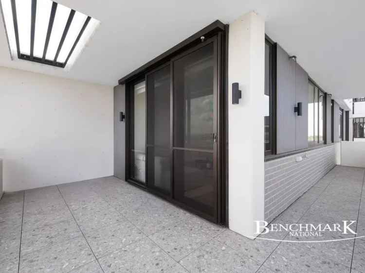 2 Bedroom 247m² Apartment in Sydney East Village