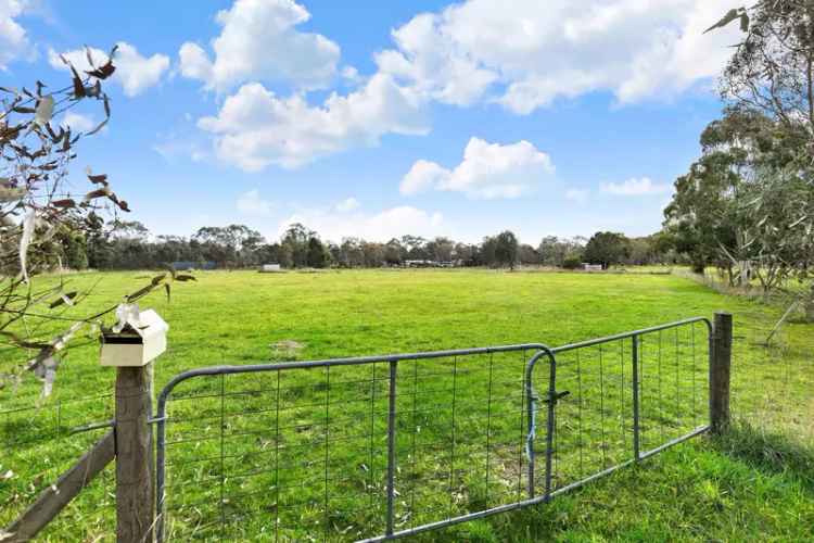 Buy Land in Clunes with Rural Outlook and Great Potential