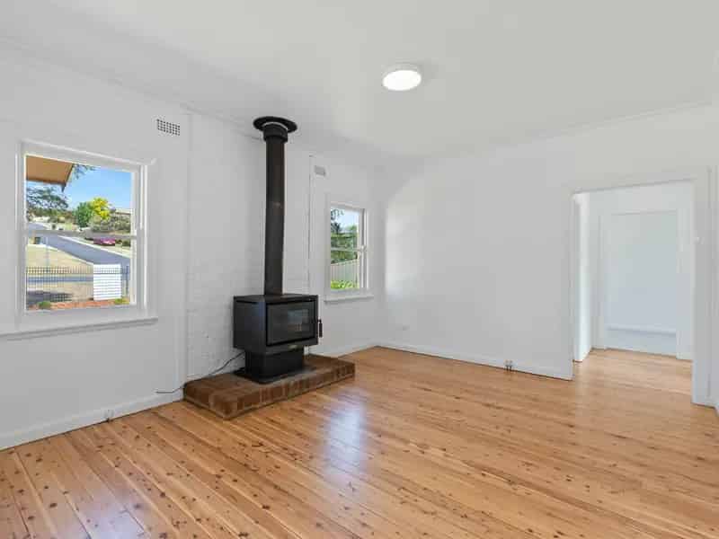 Buy 3 Bedroom House Near Schools and Tathra Beach