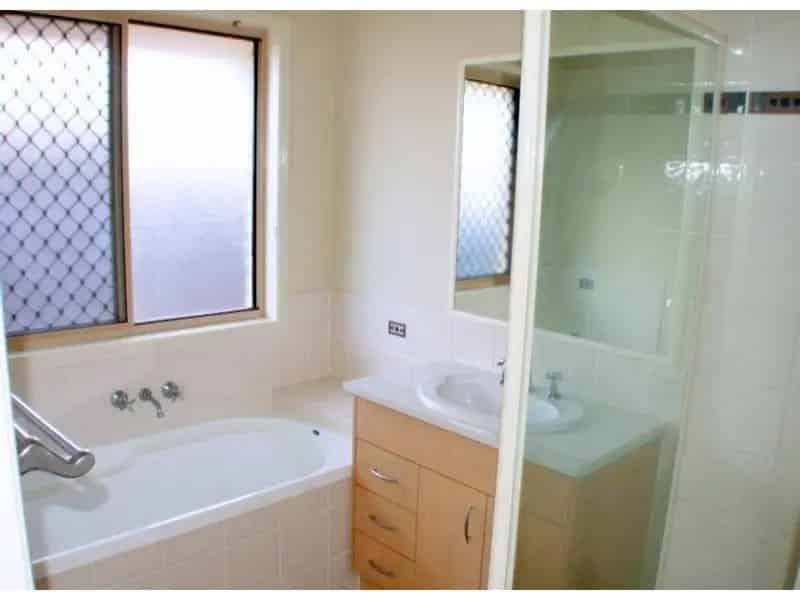 Real Estate For Lease - 16 James Street - Crestmead , QLD