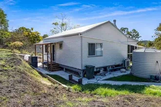 House For Sale , 8, Hunter Street, Mansfield, Victoria