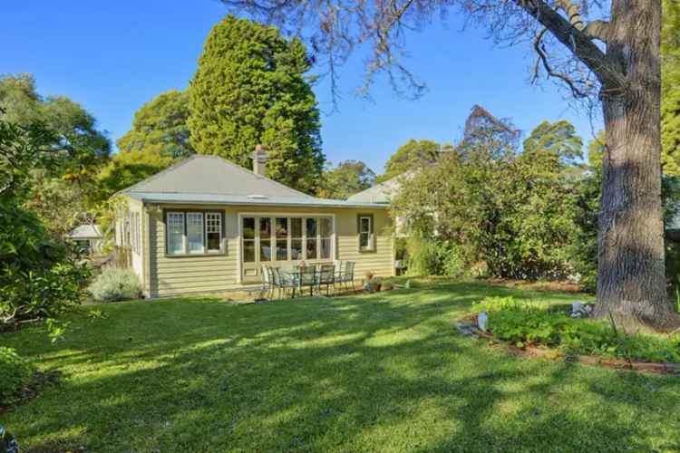 Charming 3-Bedroom Family Home in Wahroonga