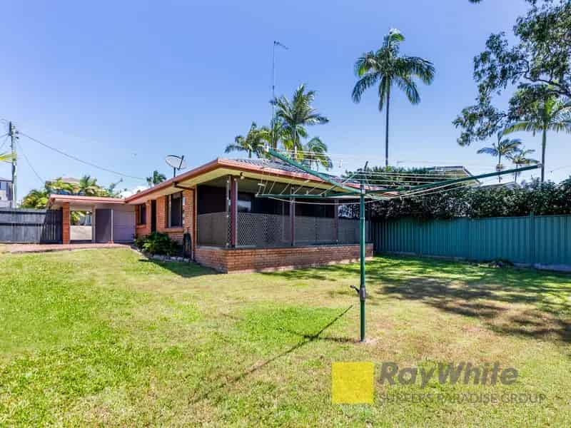 WELL-MAINTAINED HOME IN CENTRAL LOCATION!