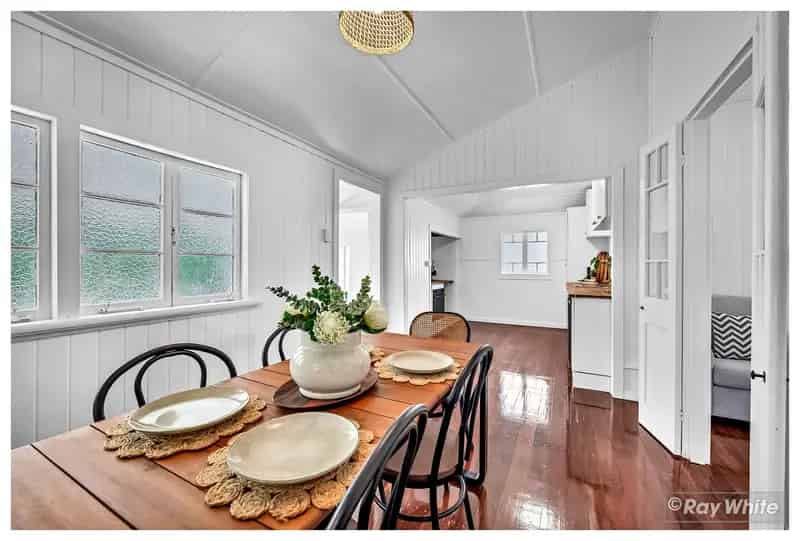 Beautifully Renovated Home on a Large 1,012m² Block in Berserker!