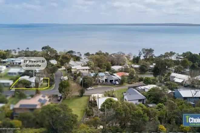 House For Sale , 27, Stewart Street, Grantville, Victoria
