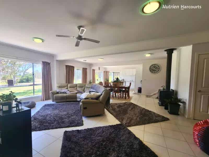 Buy rural property in Glen Innes with spacious outdoor living and luxury features
