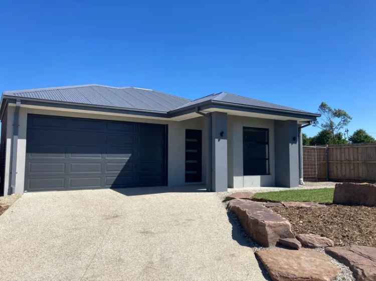 Rent Spacious Family Home in Kilmore with Beautiful Backyard