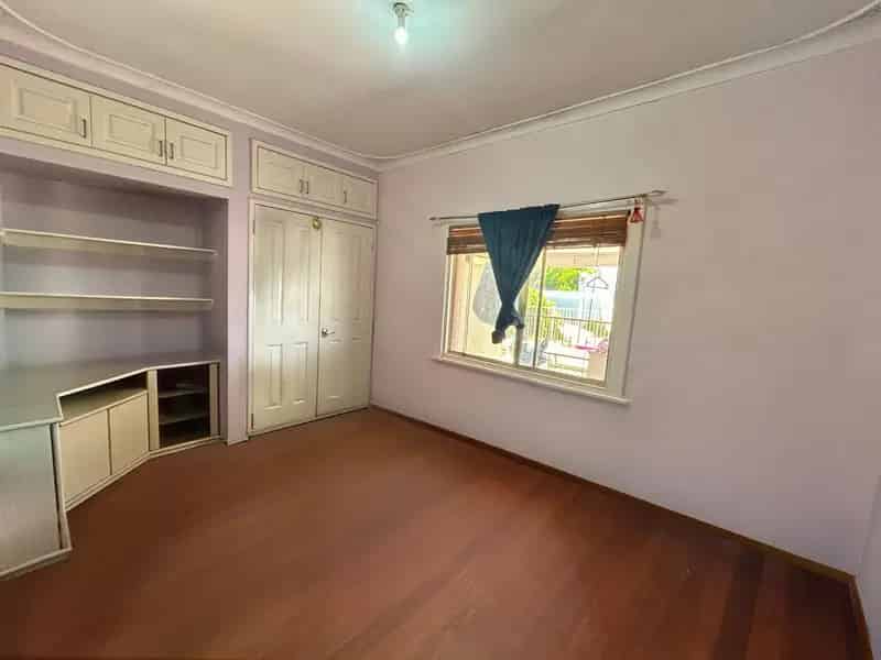 63 King Road, East Bunbury WA 6230 - House For Sale