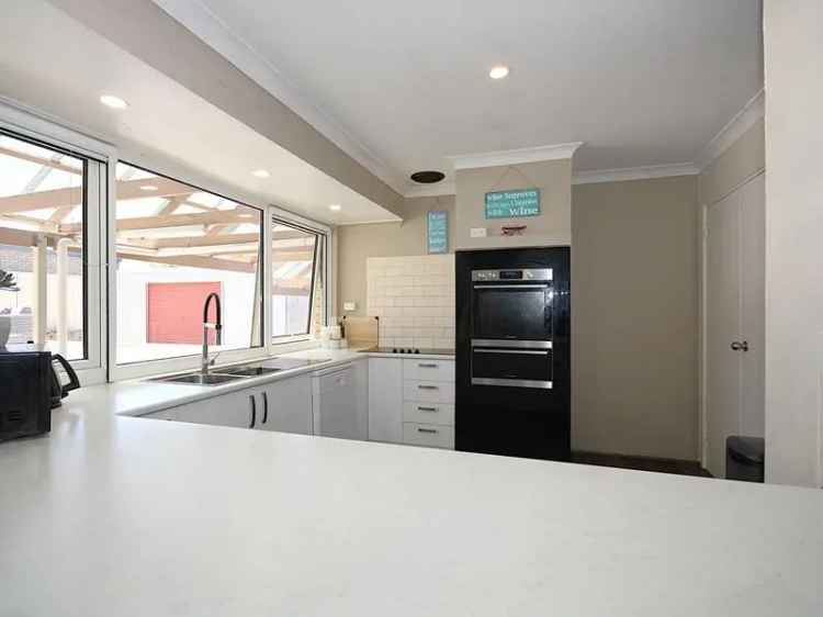 House For Sale in Shire Of Harvey, Western Australia