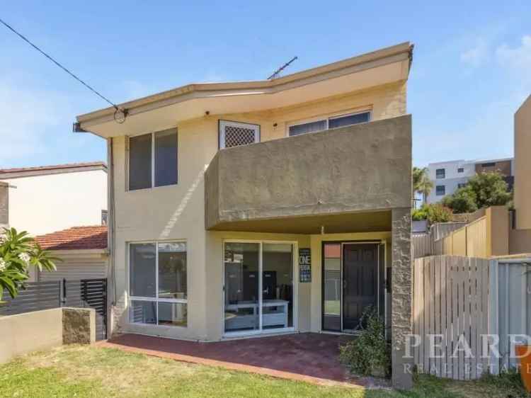 House For Sale in City of Stirling, Western Australia