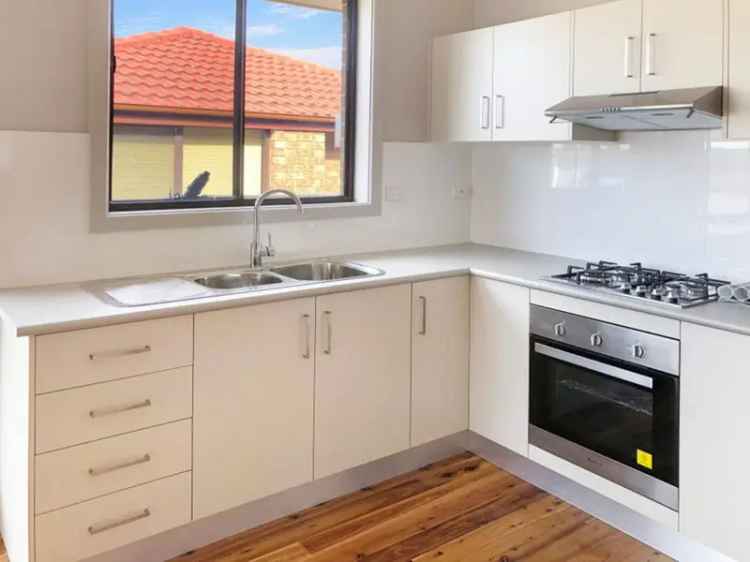 3 Bedroom House for Lease Rosemeadow NSW