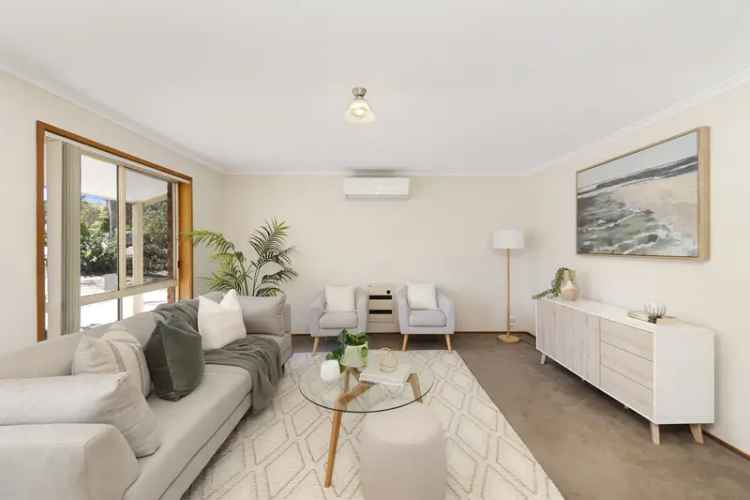 House For Rent in District of Tuggeranong, Australian Capital Territory