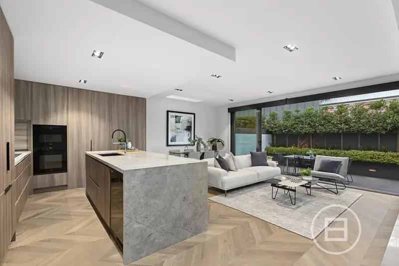 Contemporary buy house in luxury design near Albert Park Lake