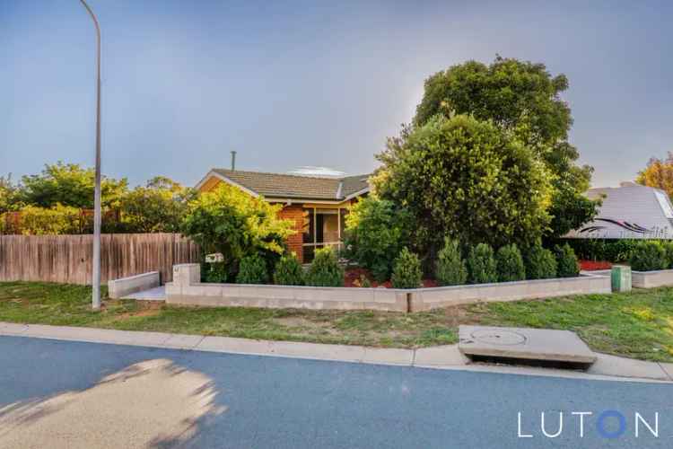 House For Rent in District of Tuggeranong, Australian Capital Territory