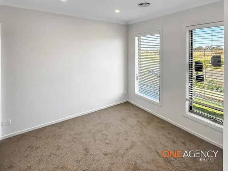 4 rooms house of 137 m² in Melbourne