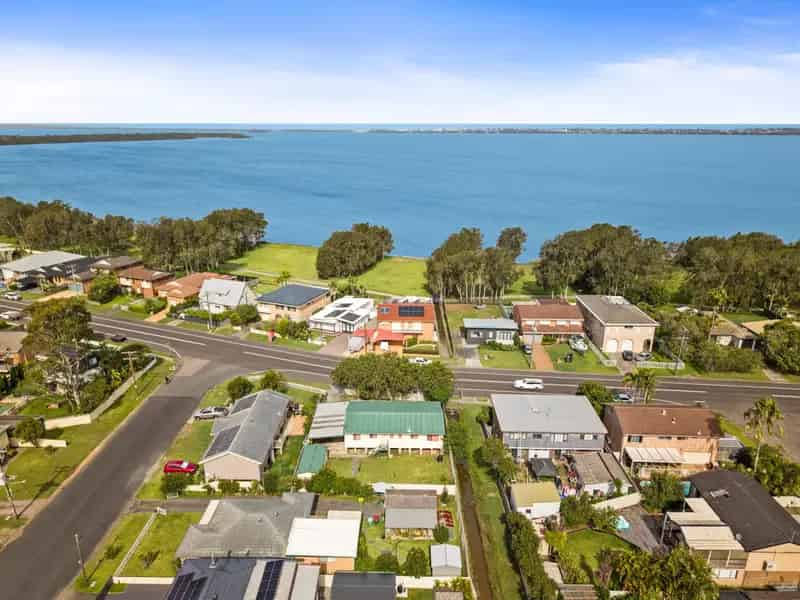Real Estate For Sale - 23 Platypus Road - Berkeley Vale , NSW