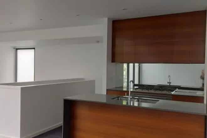 House For Rent , 2-4, Old Heidelberg Road, Melbourne, Victoria