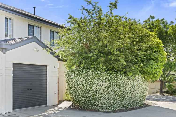 House For Rent in District of Woden Valley, Australian Capital Territory