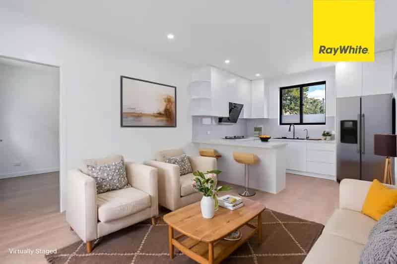 3 rooms house of 199 m² in Sydney