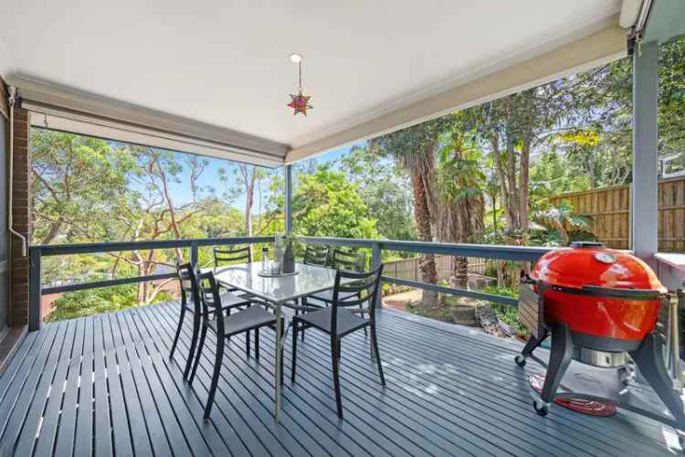 Buy family home in cul-de-sac with views in Thornleigh