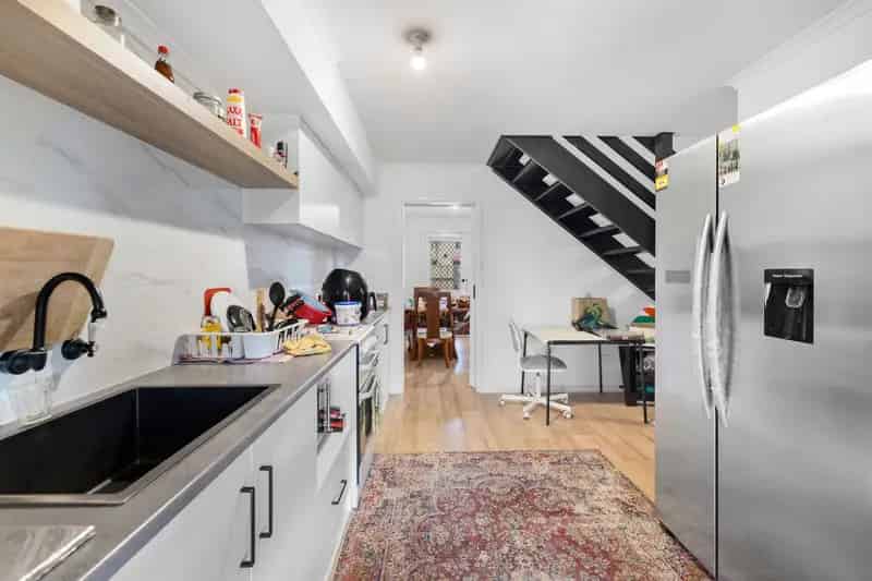 Buy Townhouse in Para Hills West with Modern Features and Spacious Layout