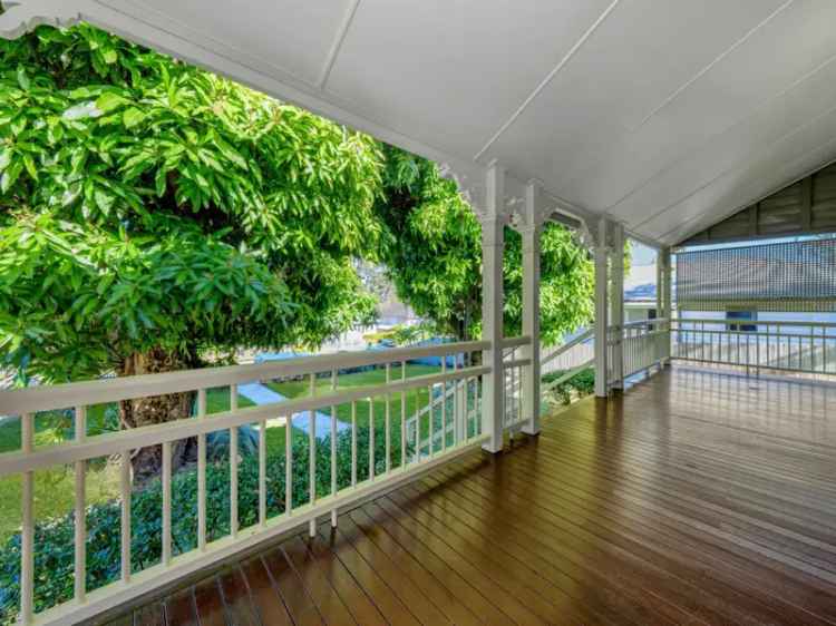 Auction Queenslander House in Wynnum with Stunning Features