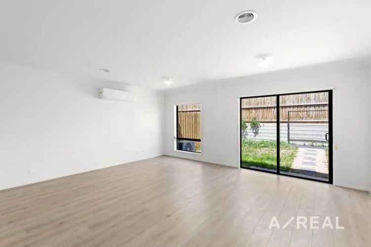 4 Bedroom House 179m2 Melbourne Low Maintenance