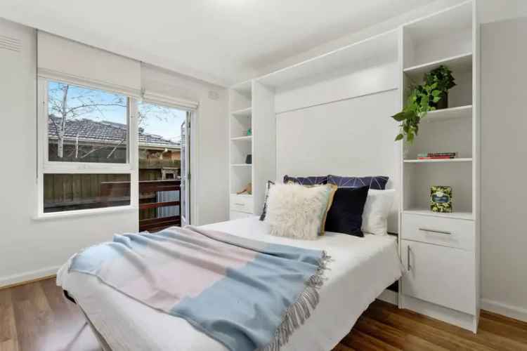 Apartment For Rent in Melbourne, Victoria