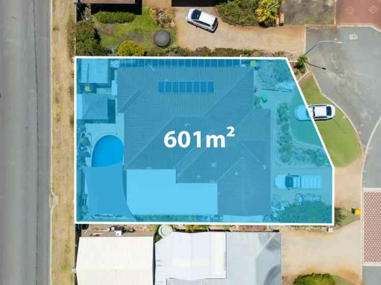 House For Sale in City of Swan, Western Australia